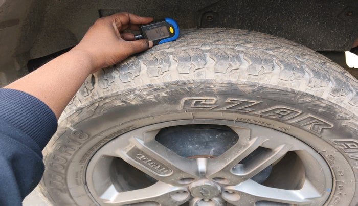 2021 Mahindra Thar LX  P 4WD AT CONVERTIBLE, Petrol, Automatic, 40,689 km, tyre