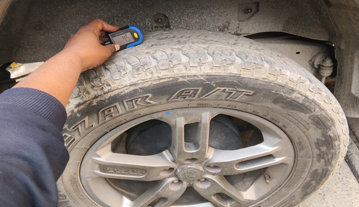 2021 Mahindra Thar LX  P 4WD AT CONVERTIBLE, Petrol, Automatic, 40,689 km, tyre