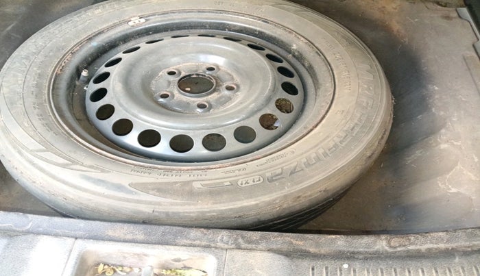 2016 Maruti S Cross ALPHA 1.6, Diesel, Manual, 1,03,532 km, tyre