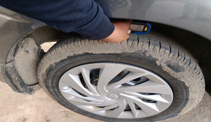 2013 Toyota Etios GD, Diesel, Manual, 2,33,633 km, tyre