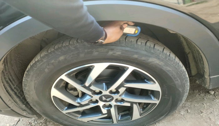 2022 Mahindra XUV300 W8 (O) 1.5 DIESEL, Diesel, Manual, 22,477 km, tyre