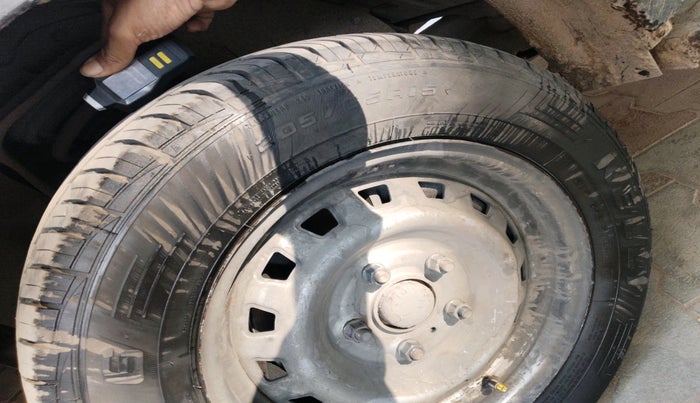 2012 Mahindra Xylo D2, Diesel, Manual, 1,24,232 km, tyre