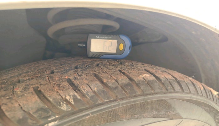 2013 Ford Figo LXI 1.4 DIESEL, Diesel, Manual, 53,149 km, tyre