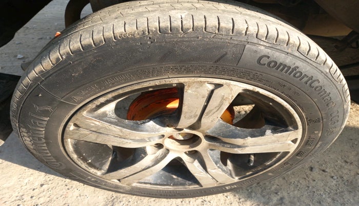 2011 Maruti Alto LXI, Petrol, Manual, 1,19,118 km, tyre