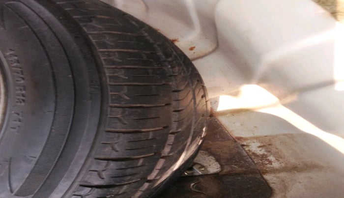 2010 Maruti Zen Estilo LXI, Petrol, Manual, 1,11,515 km, tyre