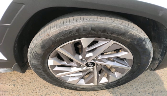 2024 Hyundai Tucson SIGNATURE 2.0 4WD AT DIESEL, Diesel, Automatic, 22,451 km, tyre