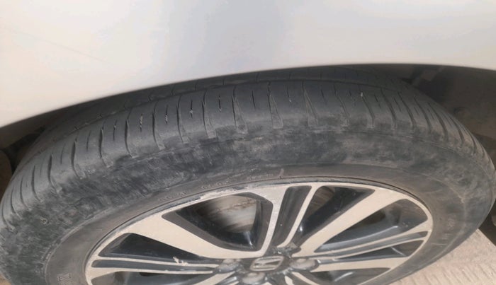 2018 Honda City 1.5L I-VTE V CVT, Petrol, Automatic, 1,12,603 km, tyre