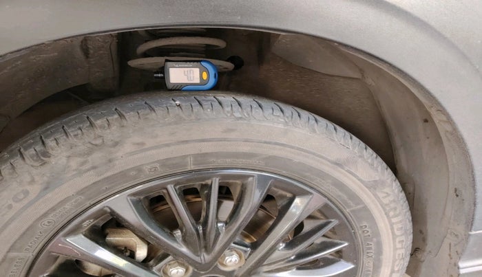 2020 Maruti XL6 ALPHA AT, Petrol, Automatic, 96,803 km, tyre