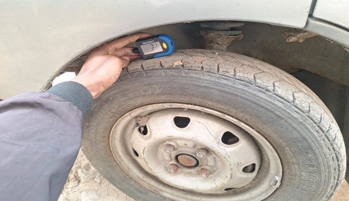 2011 Maruti Eeco 5 STR WITH A/C+HTR, Petrol, Manual, 32,112 km, tyre