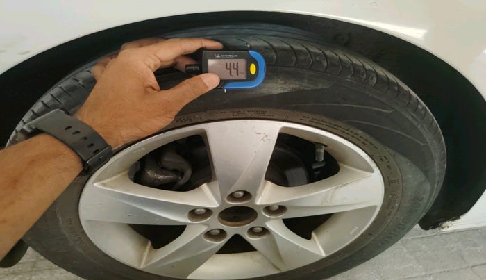 2014 Hyundai New Elantra 1.6 SX AT DIESEL, Diesel, Automatic, 77,975 km, tyre