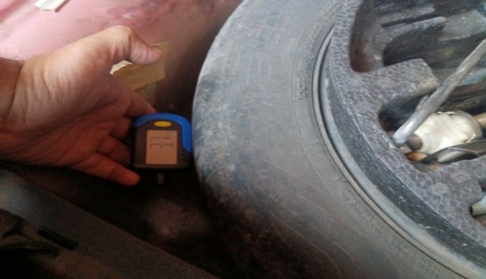 2011 Skoda Fabia ACTIVE PLUS 1.2 TDI CR, Diesel, Manual, 1,23,336 km, tyre