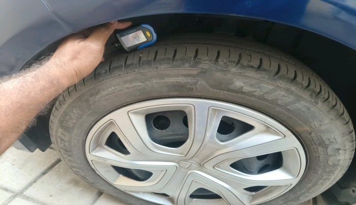 2023 Tata ALTROZ XM PLUS PETROL, Petrol, Manual, 7,156 km, tyre