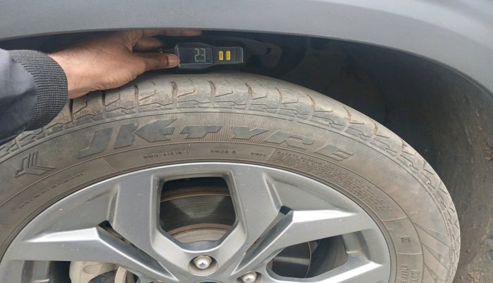 2023 KIA SELTOS  HTX 1.5 PETROL MT, Petrol, Manual, 39,859 km, tyre