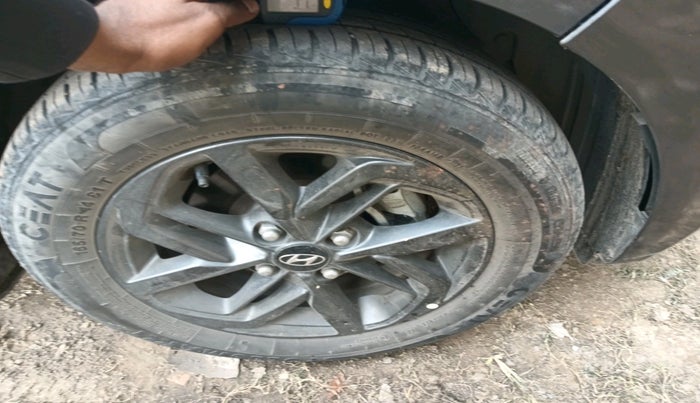 2021 Hyundai GRAND I10 NIOS SPORTZ AMT 1.2 KAPPA VTVT, Petrol, Automatic, 29,730 km, tyre