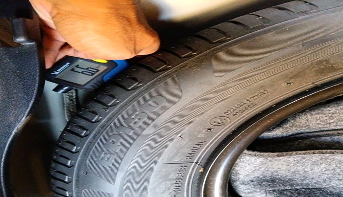 2022 Hyundai NEW I20 ASTA (O) 1.2 MT, Petrol, Manual, 18,745 km, tyre