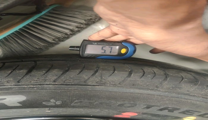 2023 Maruti BREZZA ZXI + AT SMART HYBRID, Petrol, Automatic, 21,742 km, tyre