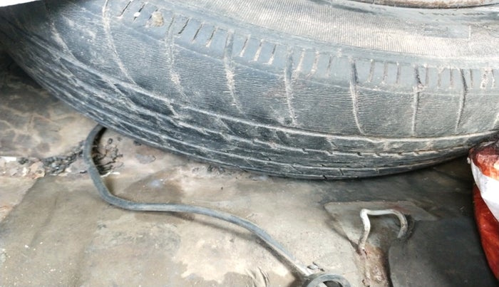 2010 Tata Manza AURA ABS SAFIRE, Petrol, Manual, 1,04,335 km, tyre