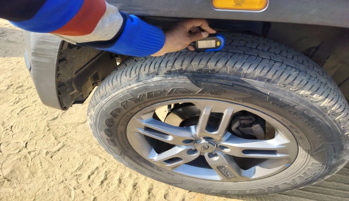 2021 Mahindra Thar LX PETROL HT 4WD AT, Petrol, Automatic, 59,457 km, tyre