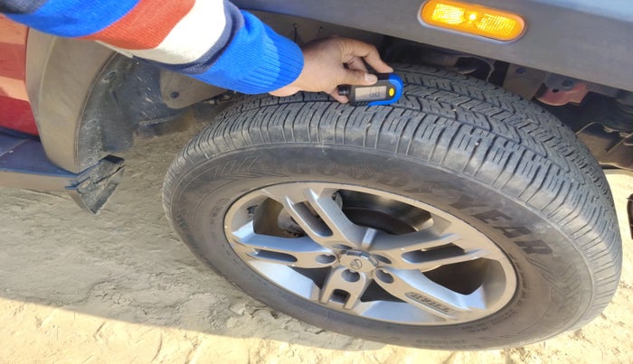 2021 Mahindra Thar LX PETROL HT 4WD AT, Petrol, Automatic, 59,457 km, tyre