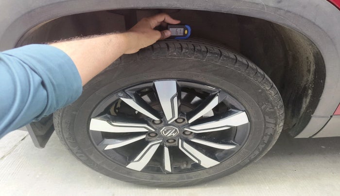 2020 MG HECTOR SHARP 2.0 DIESEL, Diesel, Manual, 84,591 km, tyre