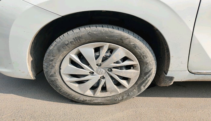 2023 Maruti Baleno DELTA PETROL 1.2, Petrol, Manual, 21,364 km, tyre