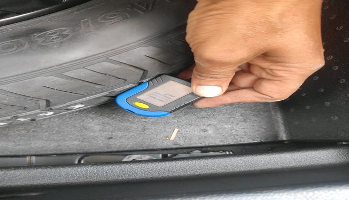 2021 Mercedes Benz GLA Class 200, Petrol, Automatic, 43,010 km, tyre