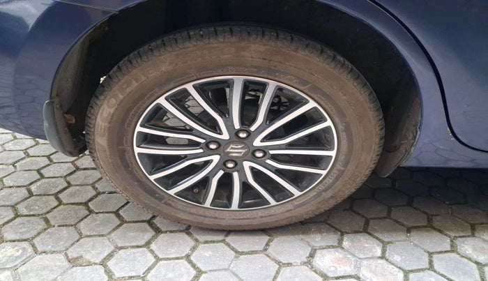 2017 Maruti Dzire ZXI PLUS AMT, Petrol, Automatic, 77,185 km, tyre