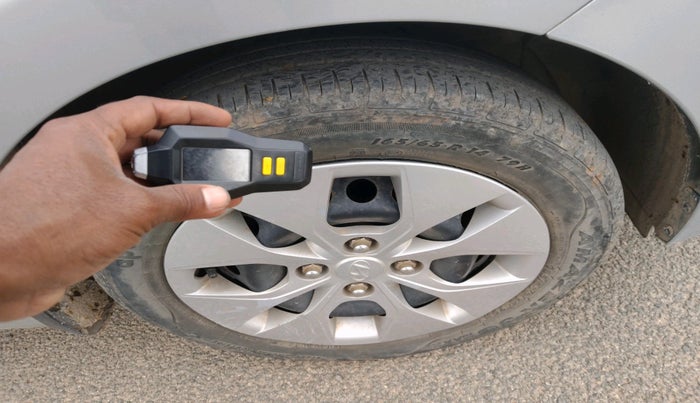 2019 Hyundai Xcent S 1.2, Petrol, Manual, 26,747 km, tyre