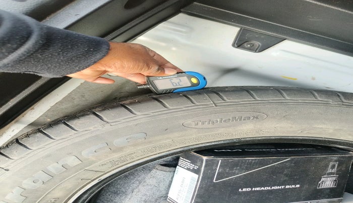 2023 KIA SELTOS HTK PLUS 1.5 IMT, Petrol, Manual, 29,647 km, tyre