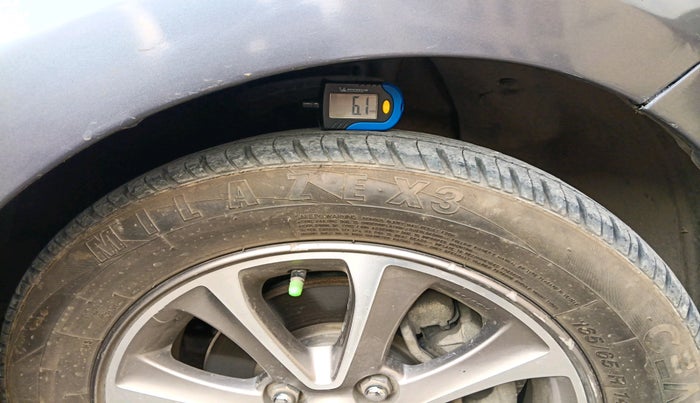 2016 Hyundai Grand i10 ASTA (O) AT 1.2 KAPPA VTVT, Petrol, Automatic, 89,716 km, tyre