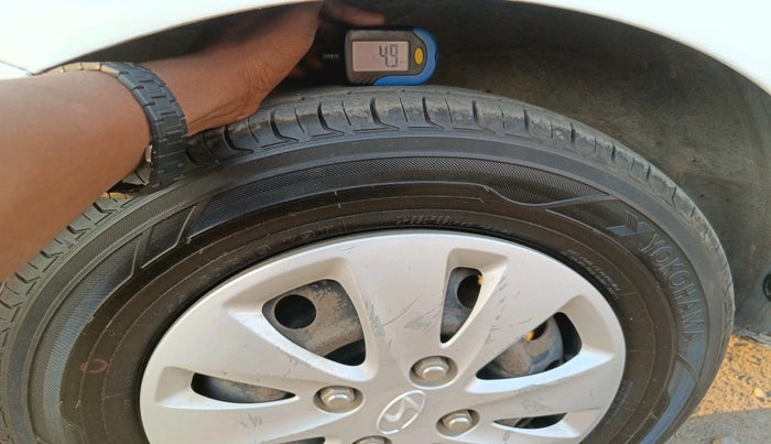 2012 Hyundai i10 MAGNA 1.2, Petrol, Manual, 1,11,839 km, tyre