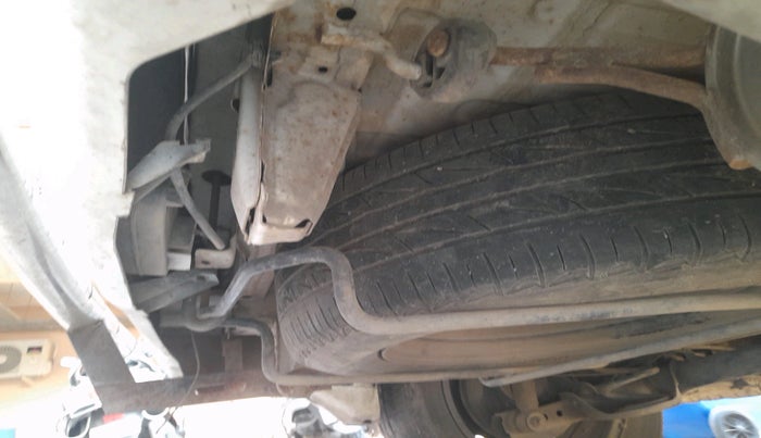 2013 Maruti Ertiga VDI, Diesel, Manual, 1,50,000 km, tyre