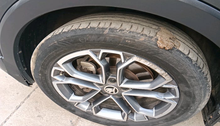 2022 Skoda KUSHAQ STYLE 1.5L TSI DSG, Petrol, Automatic, 79,649 km, tyre