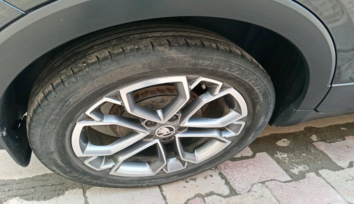 2022 Skoda KUSHAQ STYLE 1.5L TSI DSG, Petrol, Automatic, 79,649 km, tyre