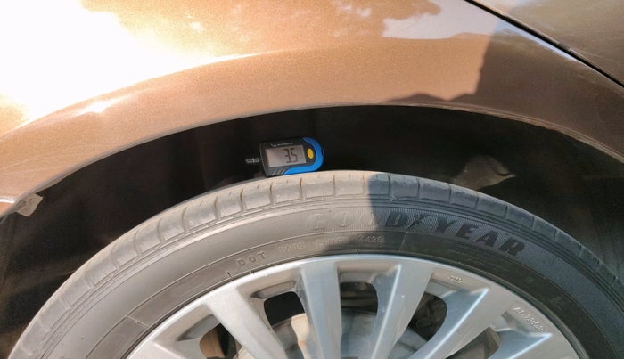 2016 Maruti Ciaz ZXI+, Petrol, Manual, 1,13,900 km, tyre