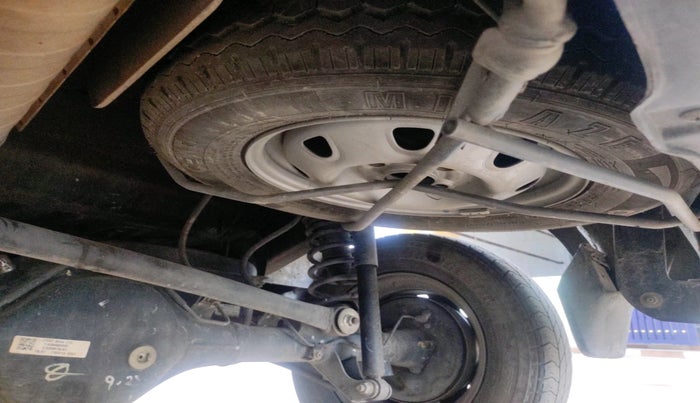 2021 Maruti Eeco 5 STR, Petrol, Manual, 58,969 km, tyre