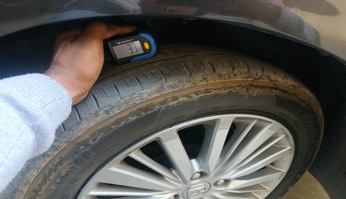 2022 Honda City 1.5L I-VTEC V MT 5TH GEN, Petrol, Manual, 30,082 km, tyre