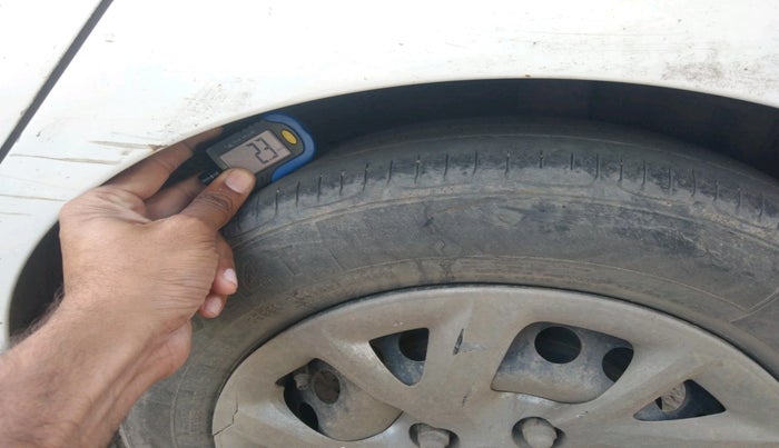 2018 Hyundai Grand i10 SPORTZ U2 1.2 CRDI, Diesel, Manual, 1,21,763 km, tyre