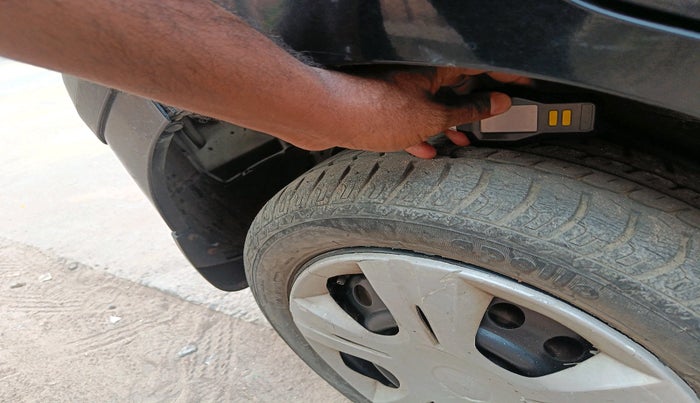 2012 Maruti Wagon R 1.0 VXI, Petrol, Manual, 29,073 km, tyre