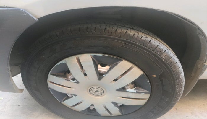 2010 Maruti Alto LXI, Petrol, Manual, 1,34,484 km, tyre