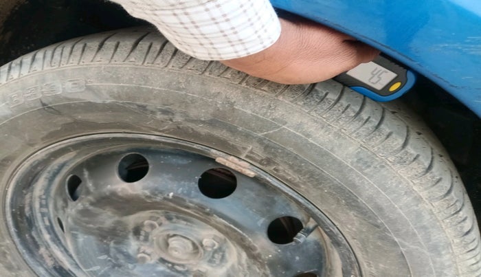 2020 Ford Ecosport TREND 1.5L DIESEL, Diesel, Manual, 1,59,302 km, tyre