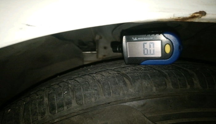 2010 Ford Figo ZXI 1.2 PETROL, Petrol, Manual, 97,756 km, tyre