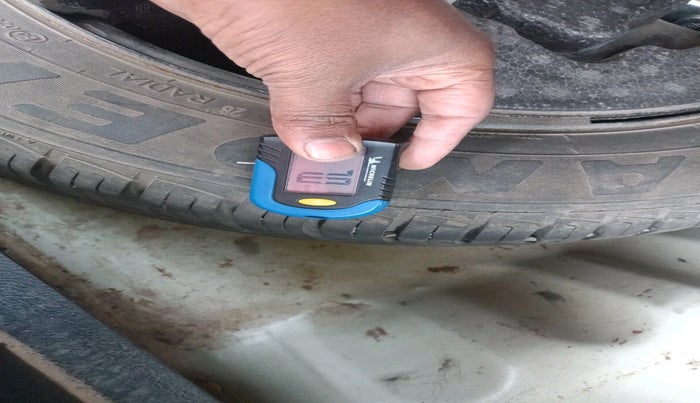 2019 Maruti Vitara Brezza VDI, Diesel, Manual, 67,471 km, tyre