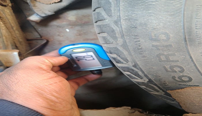 2011 Honda City 1.5L I-VTEC V MT, Petrol, Manual, 2,00,174 km, tyre