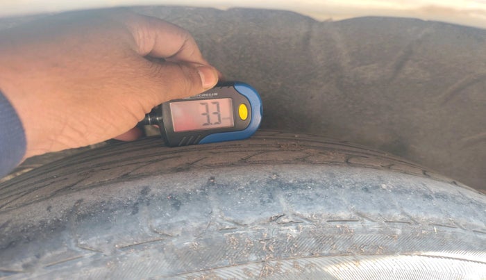 2011 Honda City 1.5L I-VTEC V MT, Petrol, Manual, 2,00,174 km, tyre