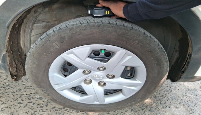 2019 Hyundai VENUE S 1.2, Petrol, Manual, 52,611 km, tyre