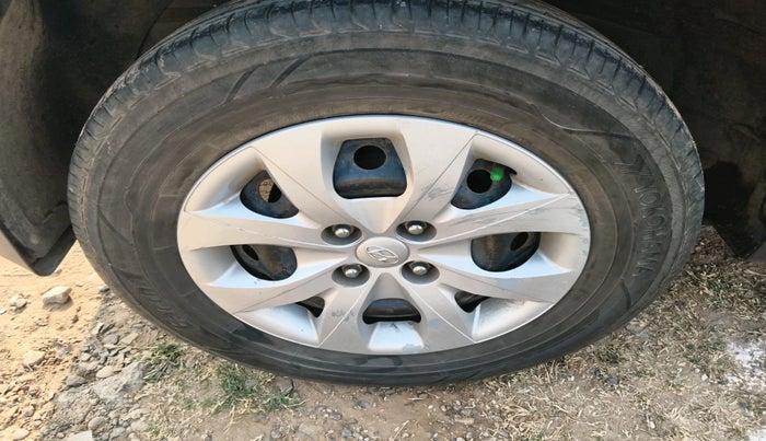 2017 Hyundai Elite i20 SPORTZ 1.2, Petrol, Manual, 76,681 km, tyre