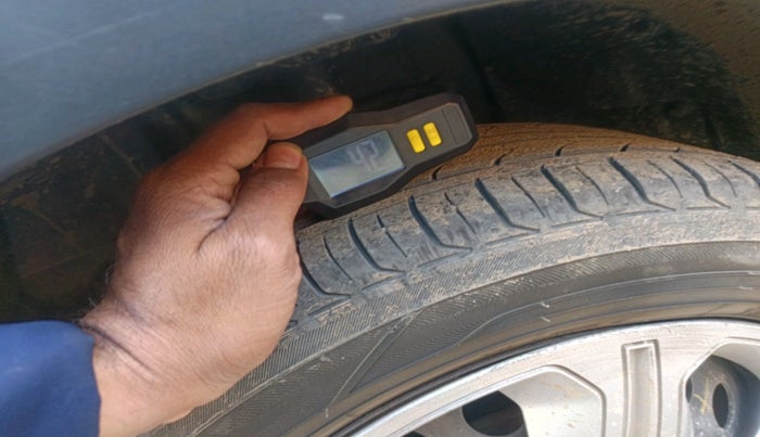 2021 Tata NEXON XM SUNROOF PETROL, Petrol, Manual, 1,26,190 km, tyre