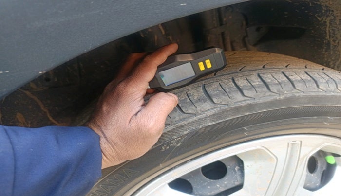 2021 Tata NEXON XM SUNROOF PETROL, Petrol, Manual, 1,26,190 km, tyre