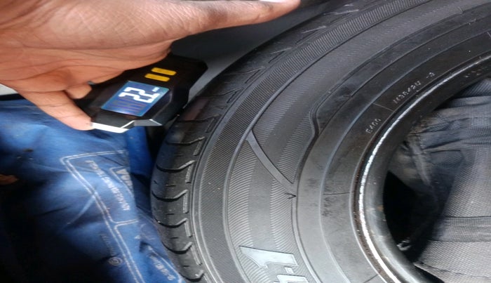 2021 Tata NEXON XM SUNROOF PETROL, Petrol, Manual, 1,26,190 km, tyre